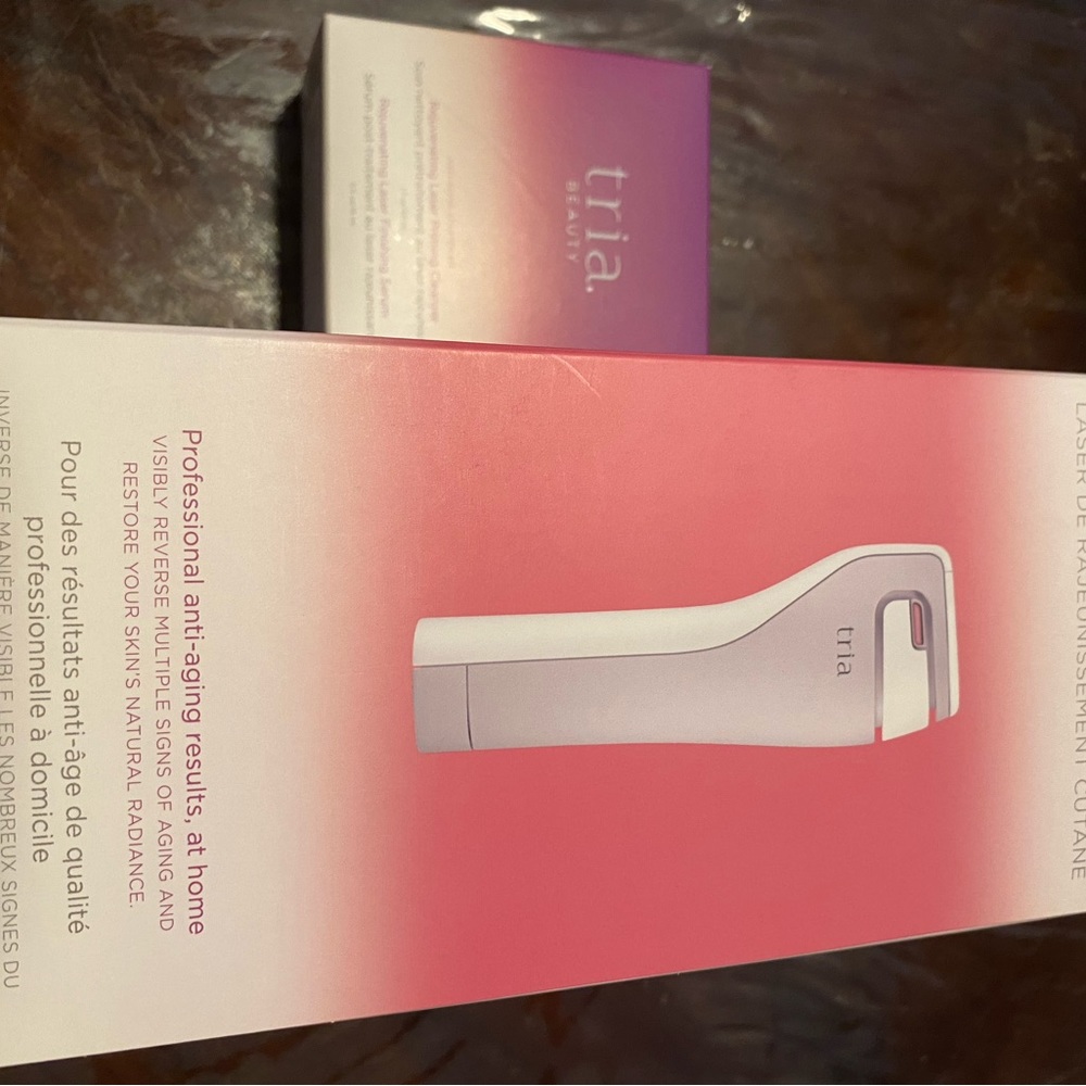 At home wrinkle remover. New in Box